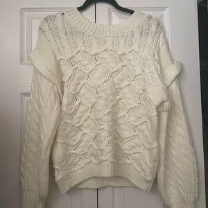 Vestique White Sweater (L)